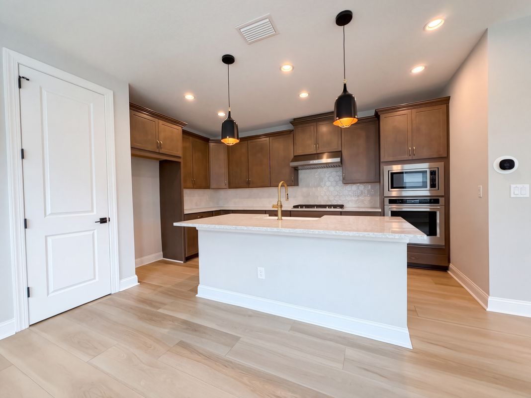 Property photo 2 of 101 Cool Springs Ave