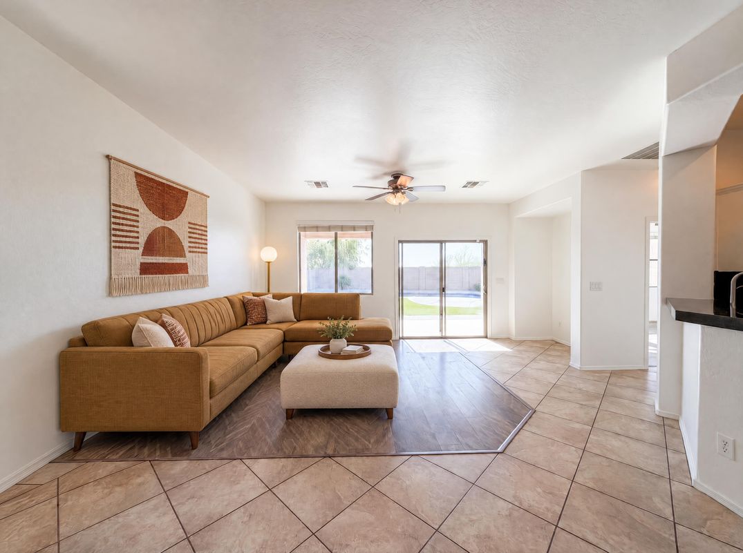 Property photo 3 of 38034 N Hudson Trl
