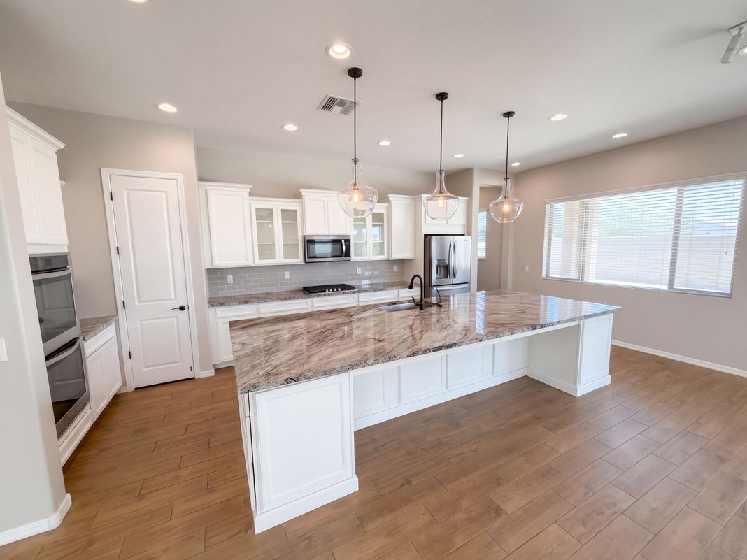 Property photo 2 of 4511 N 93rd Dr