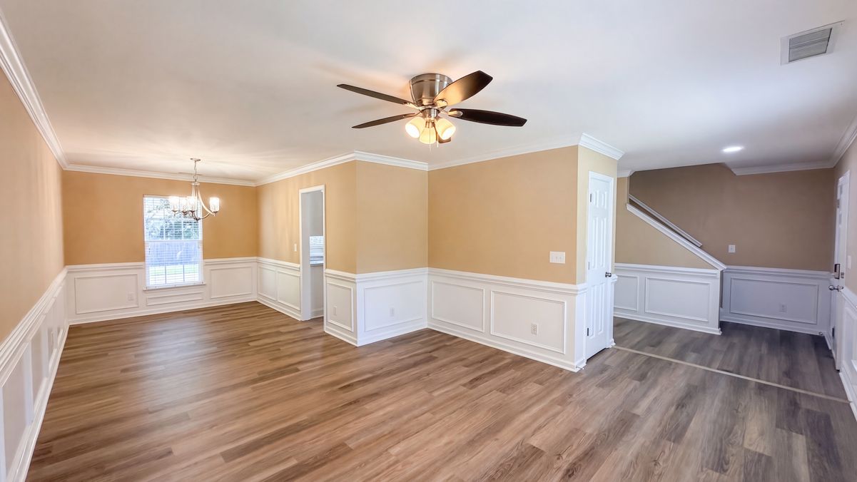 Property photo 3 of 9334 Arbor Creek Dr
