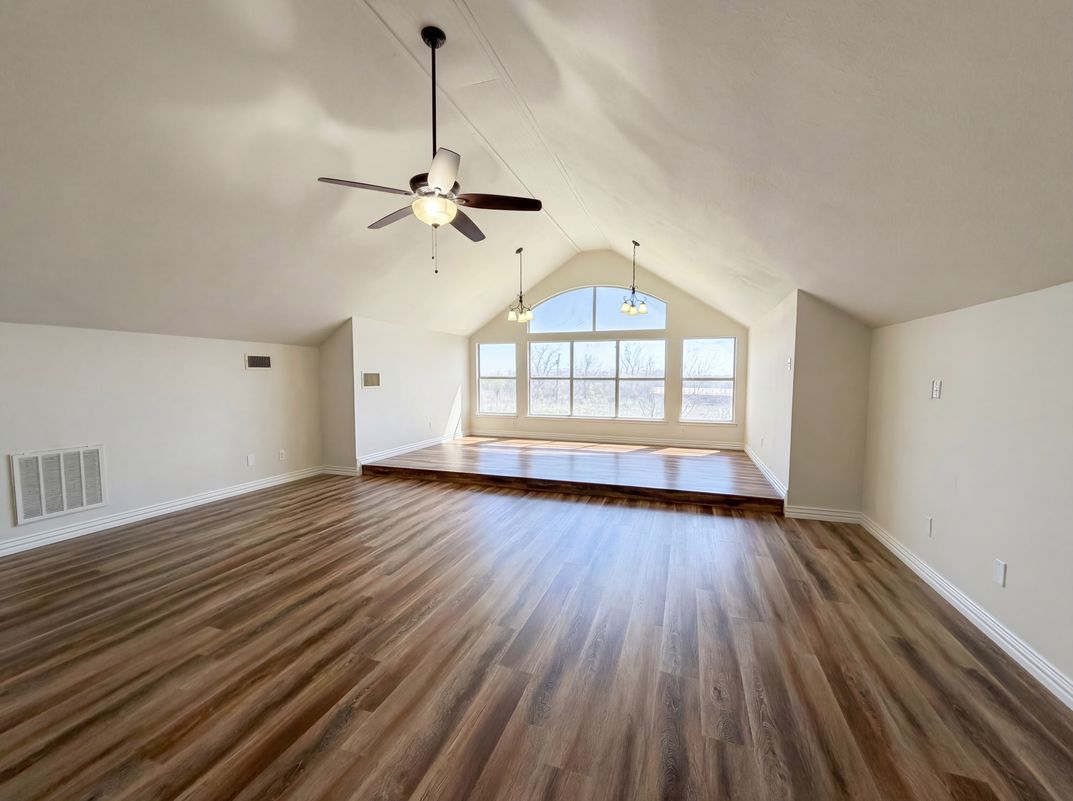 Photo 23 of 30 of 1711 Kennedy Dr, Wylie, TX