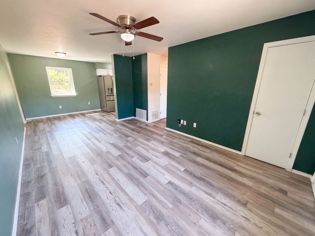 Property photo 3 of 510 Holsey Dr