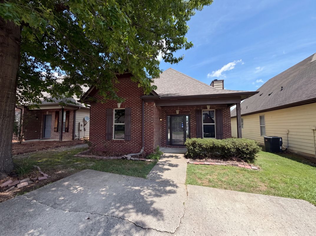 Property photo 1 of 1124 Washington Dr
