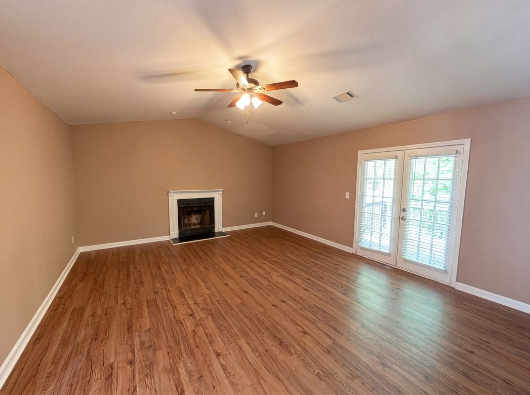 Property photo 3 of 7020 Greenbower Ln
