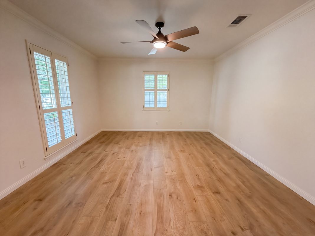 Property photo 3 of 6411 Bayonne Dr