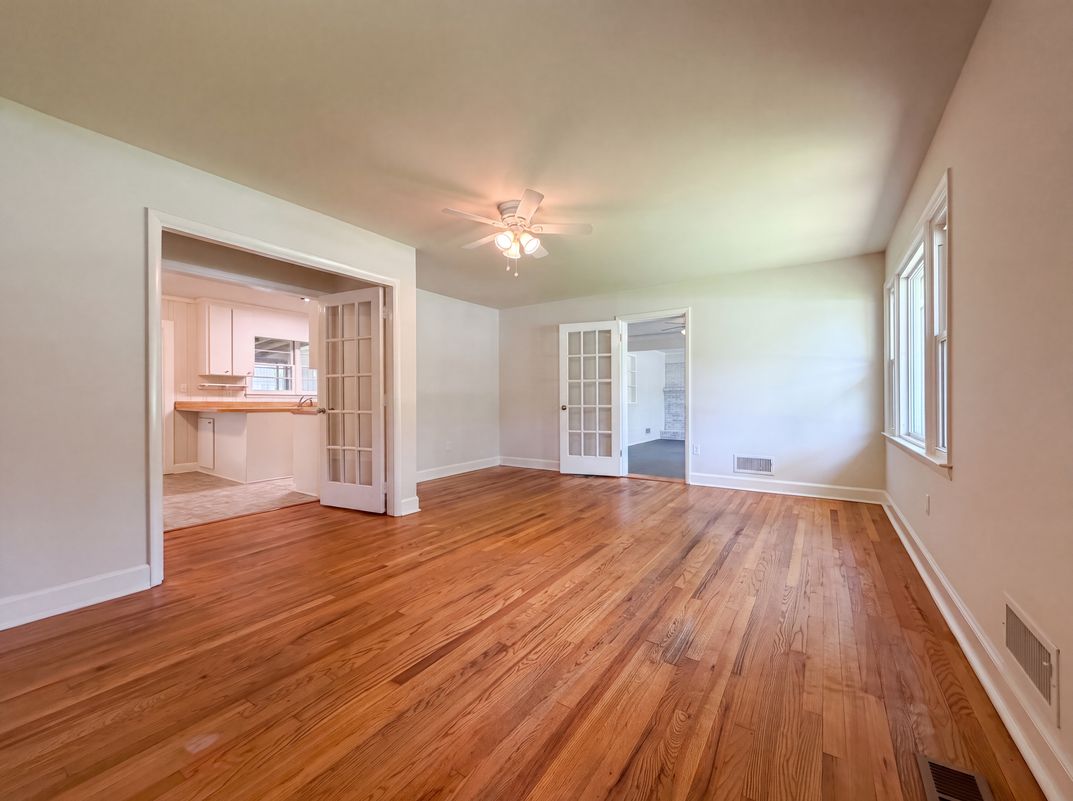 Property photo 3 of 800 Creech Rd