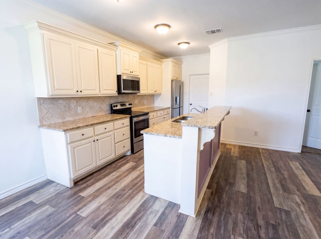 Property photo 2 of 8809 10th St