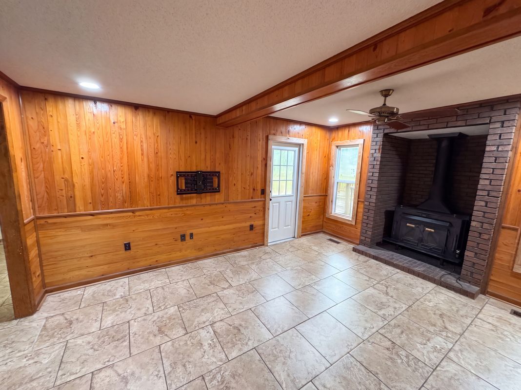 Property photo 3 of 968 Edwin Phillips Rd