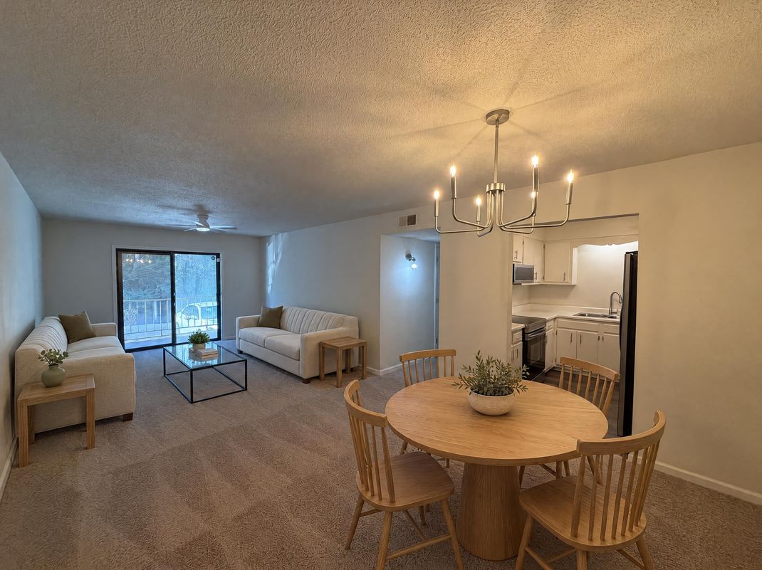 Property photo 3 of 101 Carriage House Dr