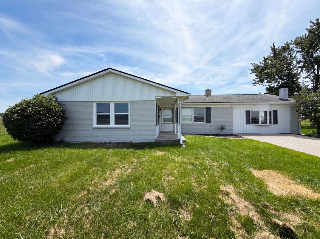 Property photo 1 of 1677 E State Route 234