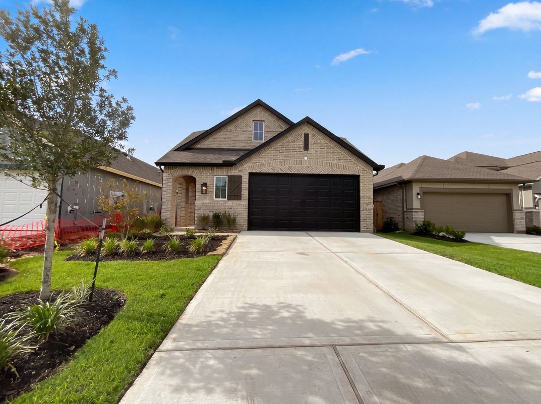 Property photo 1 of 118 Neches Nook Ct