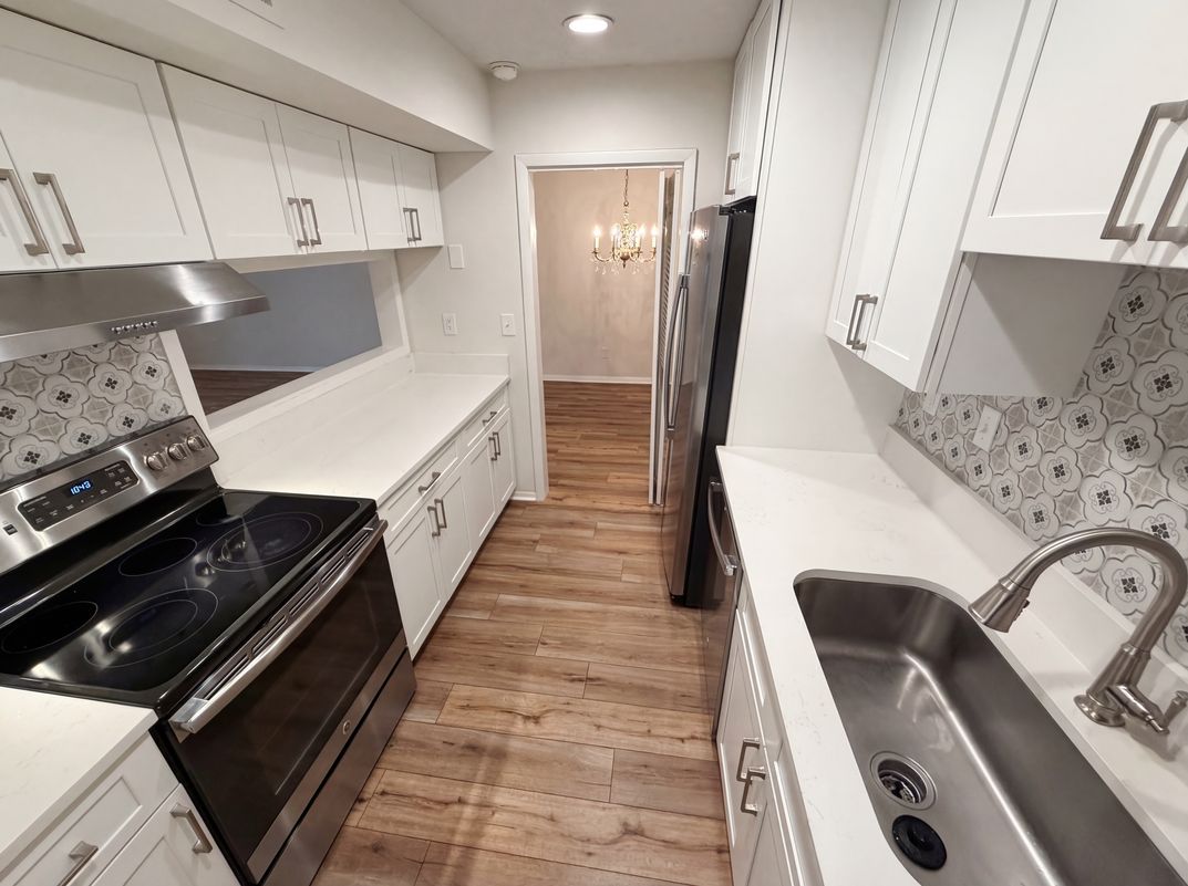 Property photo 2 of 1013 Dunbar Dr