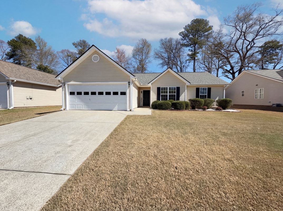 Property photo 1 of 124 Amelia Garden Way