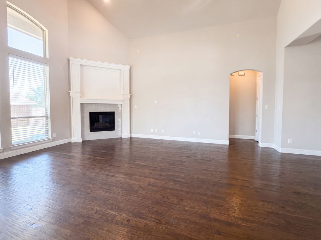 Property photo 3 of 965 Touchstone Rd