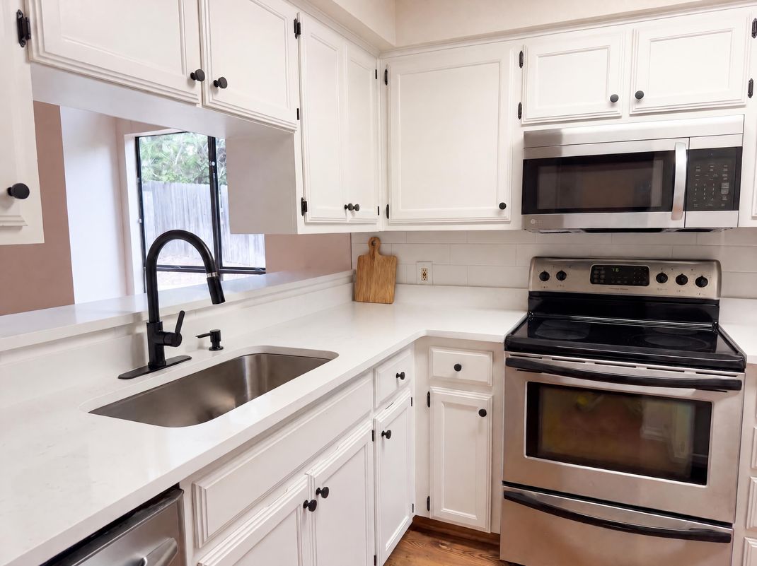 Property photo 2 of 3801 Menchaca Rd Apt 24