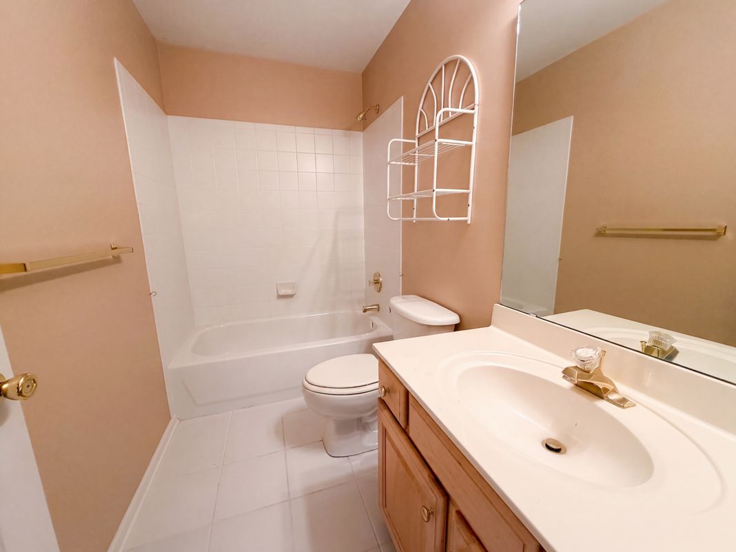 Photo 16 of 26 of 3106 Arklow Rd, Charlotte, NC