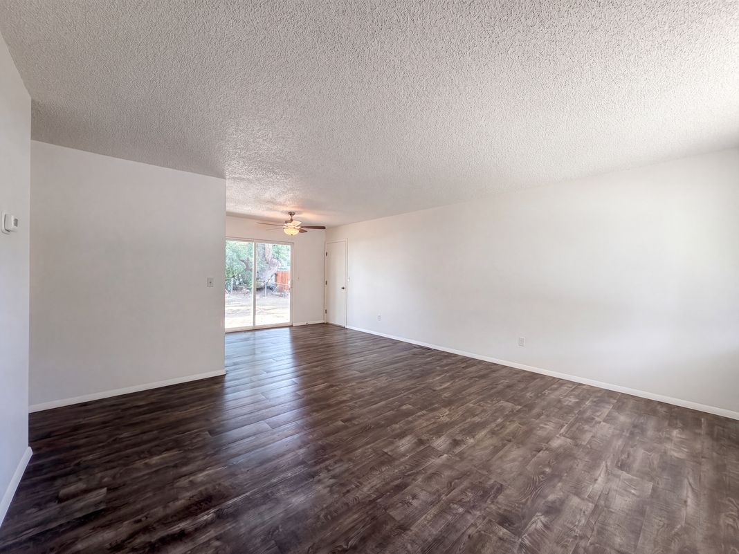 Property photo 3 of 3516 Vernon Dr