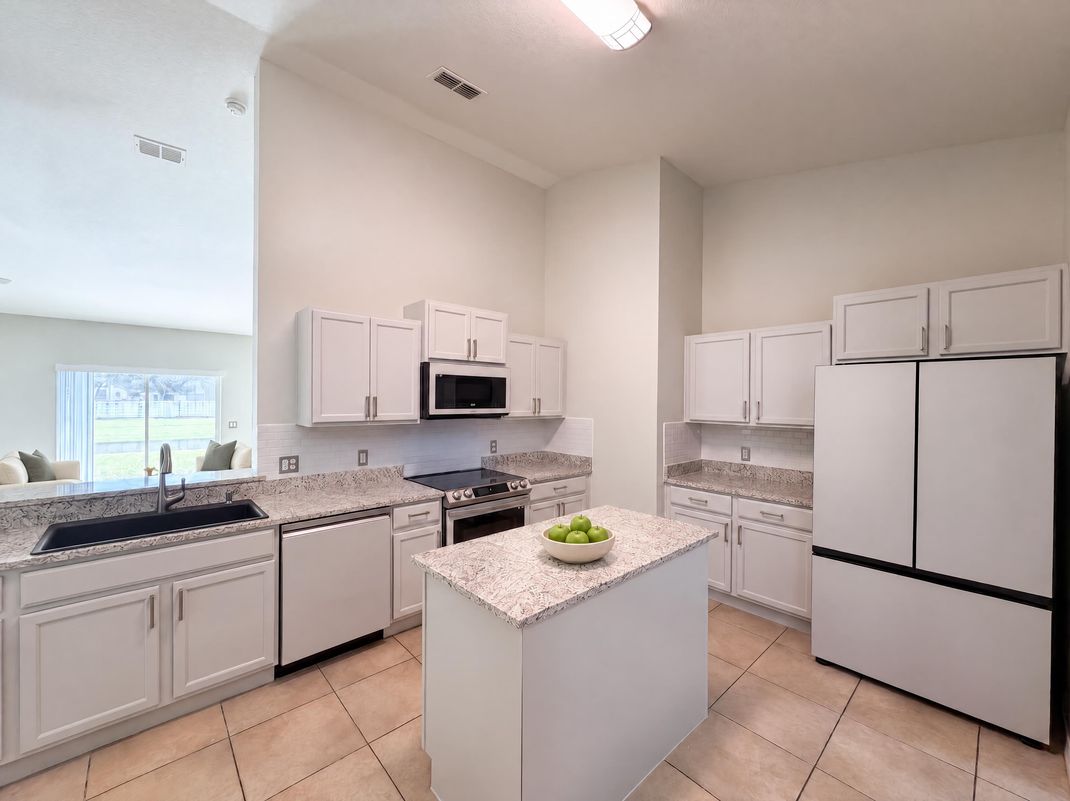 Property photo 2 of 3508 Yacht Club Ct