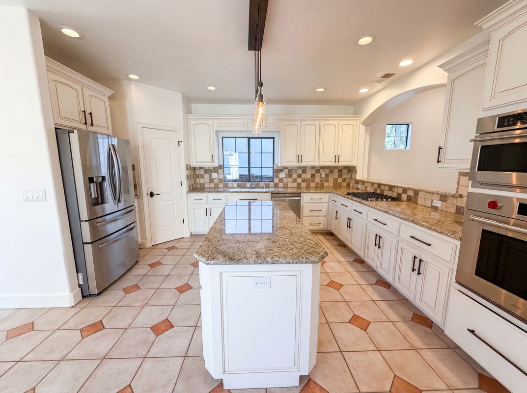 Property photo 2 of 3172 Chasen Dr