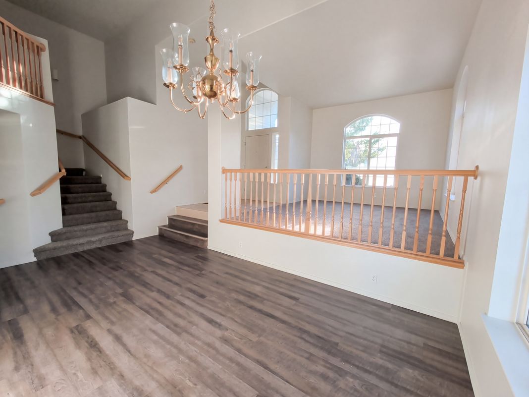 Property photo 3 of 1465 Grand Point Way