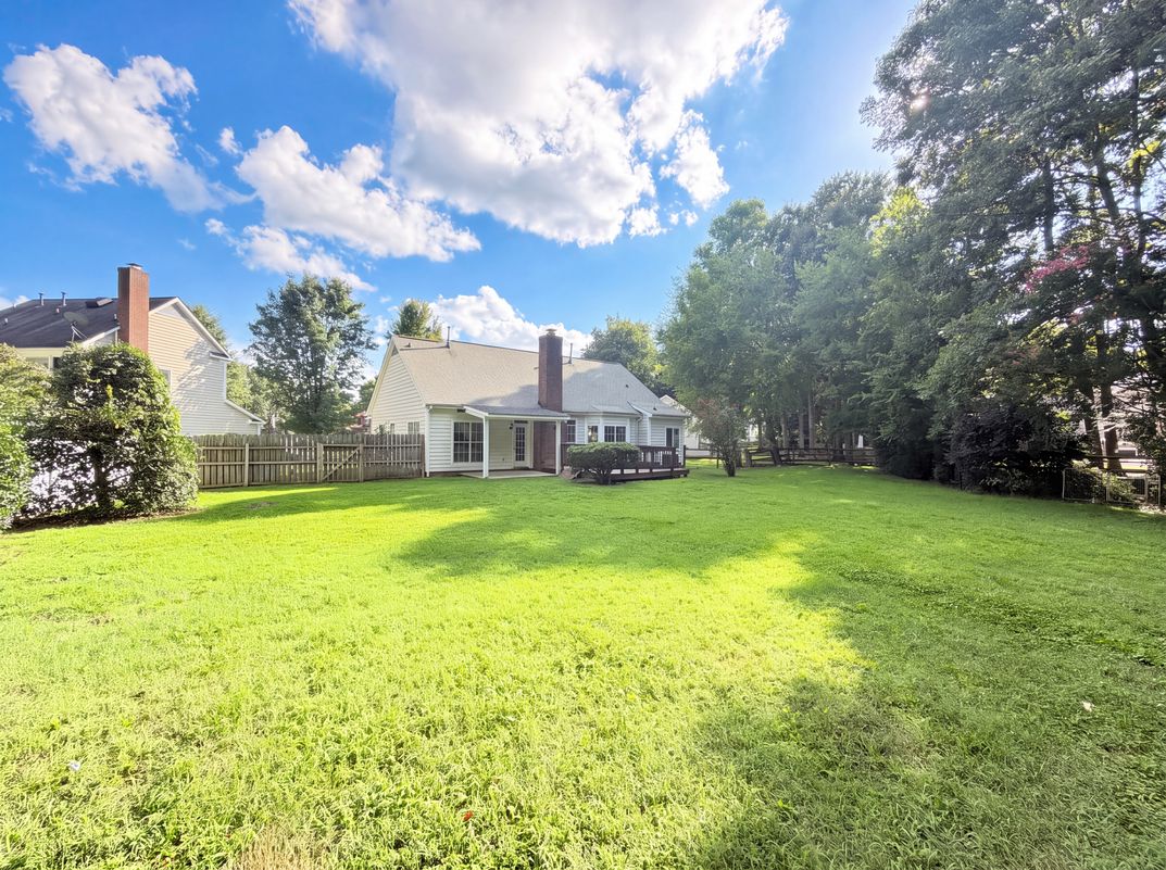 Photo 15 of 17 of 8536 Albury Walk Ln, Charlotte, NC