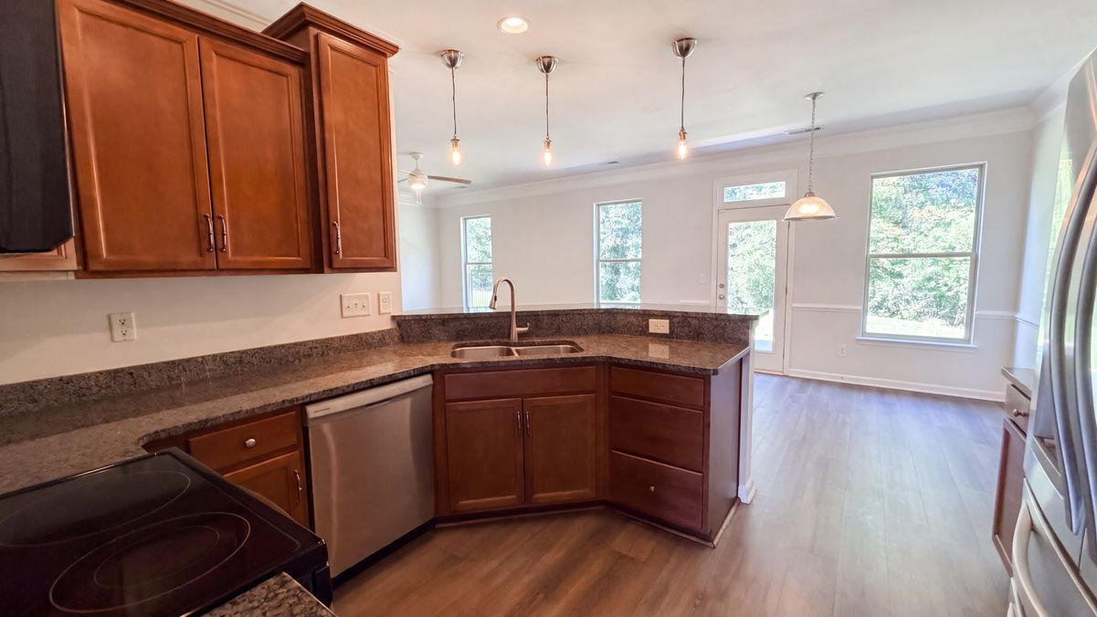Property photo 2 of 3807 Ernie Dr