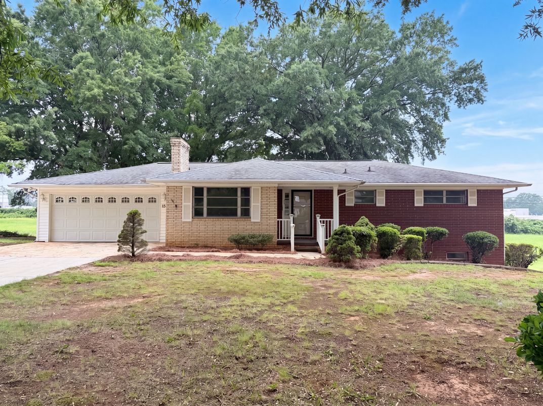 Property photo 1 of 1580 W Cloaninger Ave