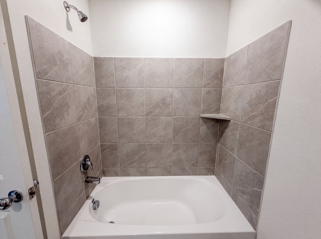 Photo 14 of 18 of 2972 Audles Ln, Dallas, TX