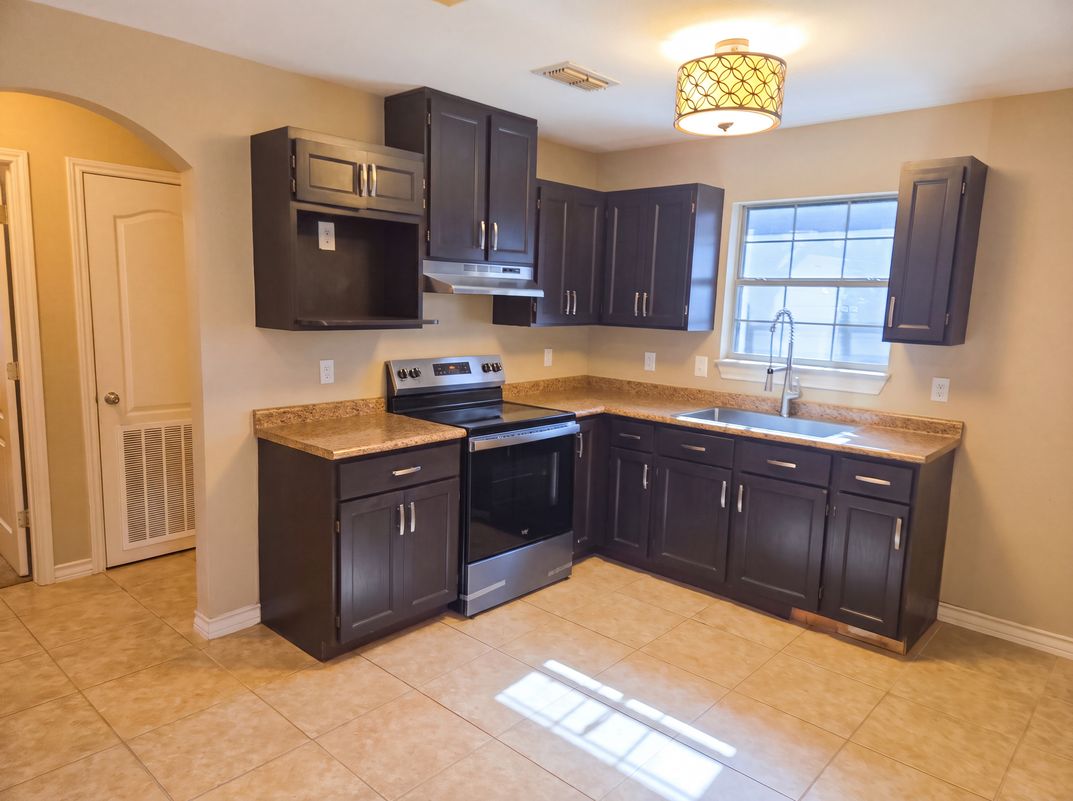 Property photo 2 of 4517 Vanessita Ct