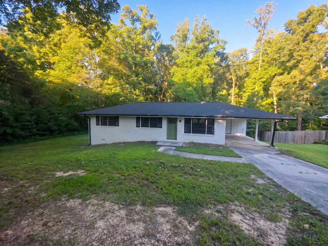 Property photo 1 of 6489 N Sweetwater Rd