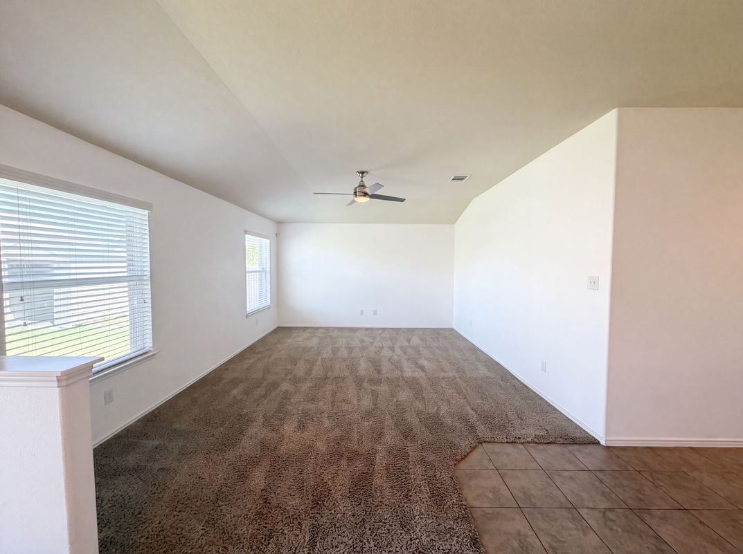 Property photo 3 of 9301 Cricket Dr
