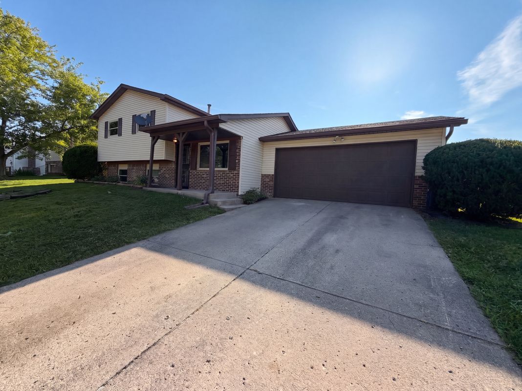 Property photo 1 of 7533 Ardwell Dr