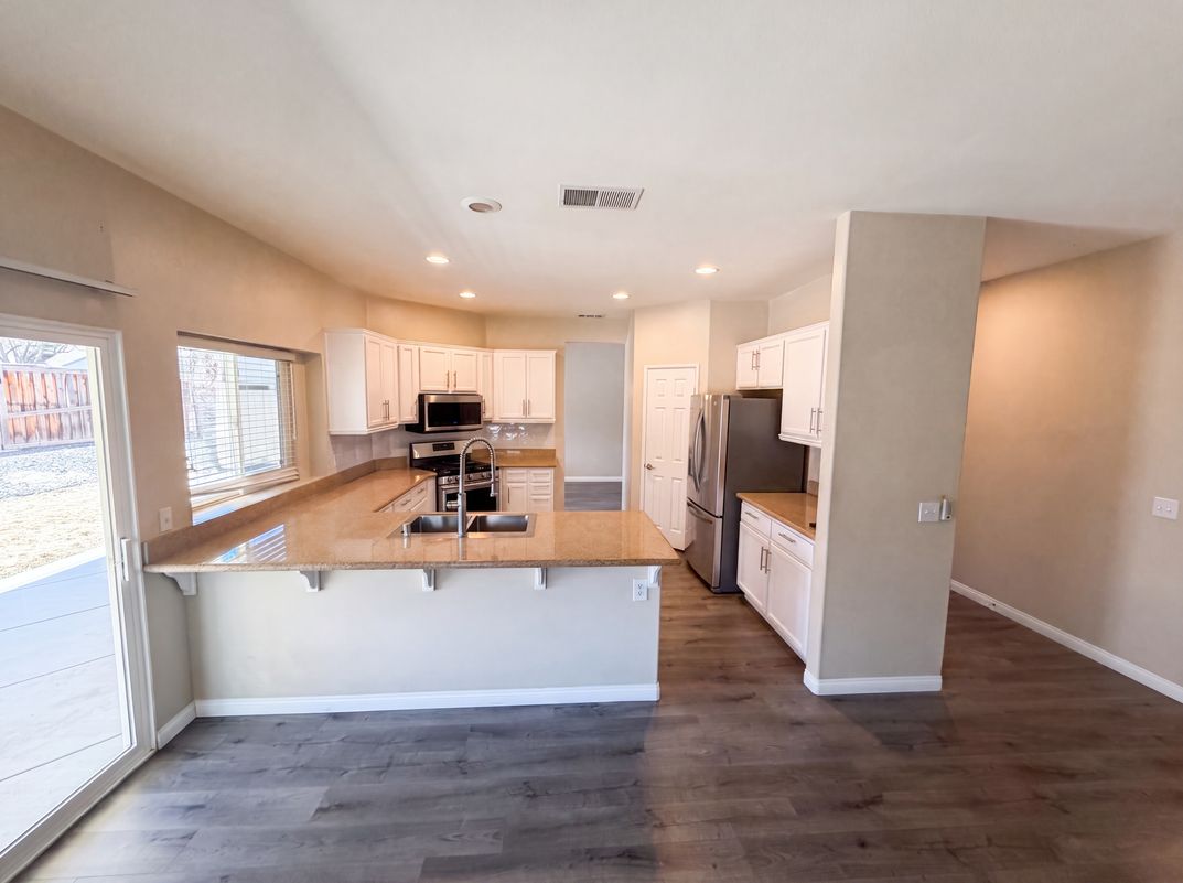 Property photo 2 of 4519 Kalpesh Ct
