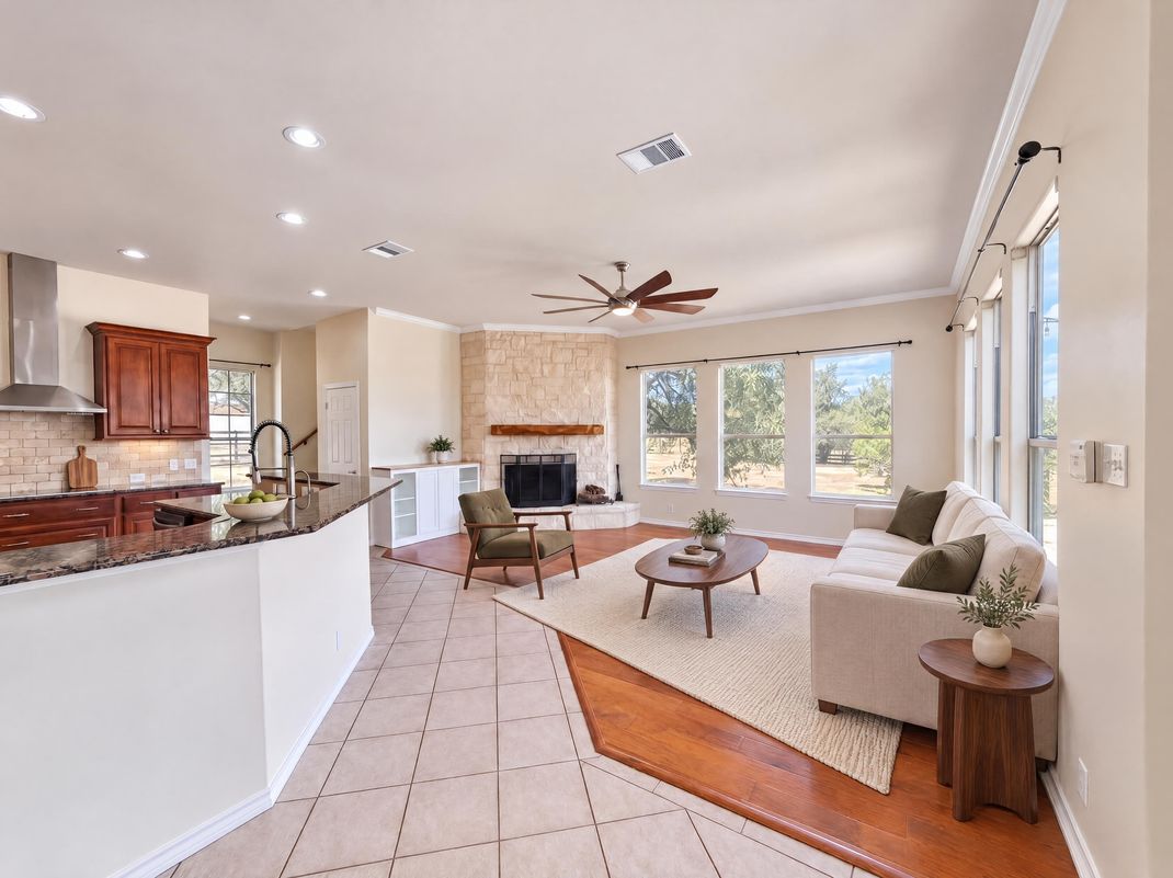 Property photo 3 of 302 Saddletree Ln