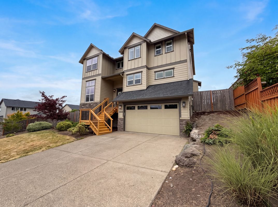 Photo 23 of 26 of 2958 SW Redmond Hill Rd, McMinnville, OR
