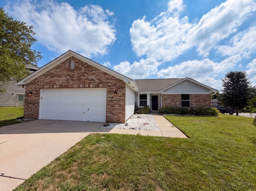 Property photo 1 of 345 Leffler Dr