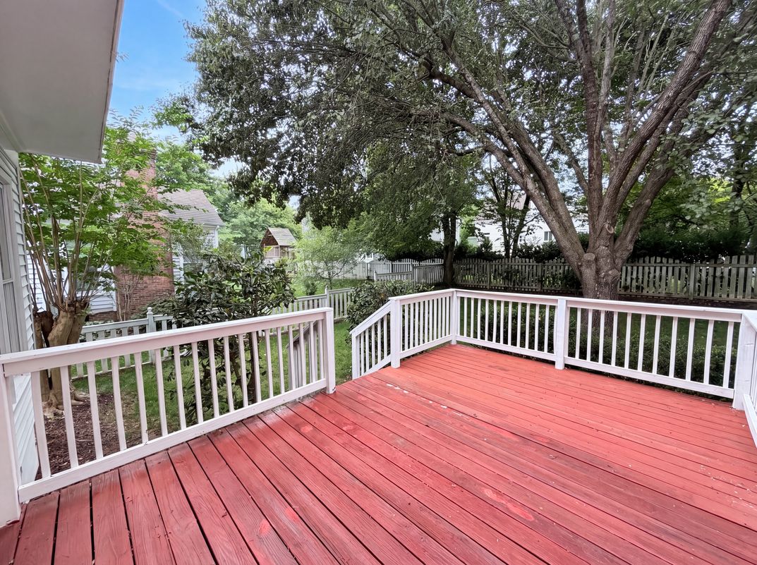 Photo 6 of 21 of 7906 Elphin Ct, Charlotte, NC