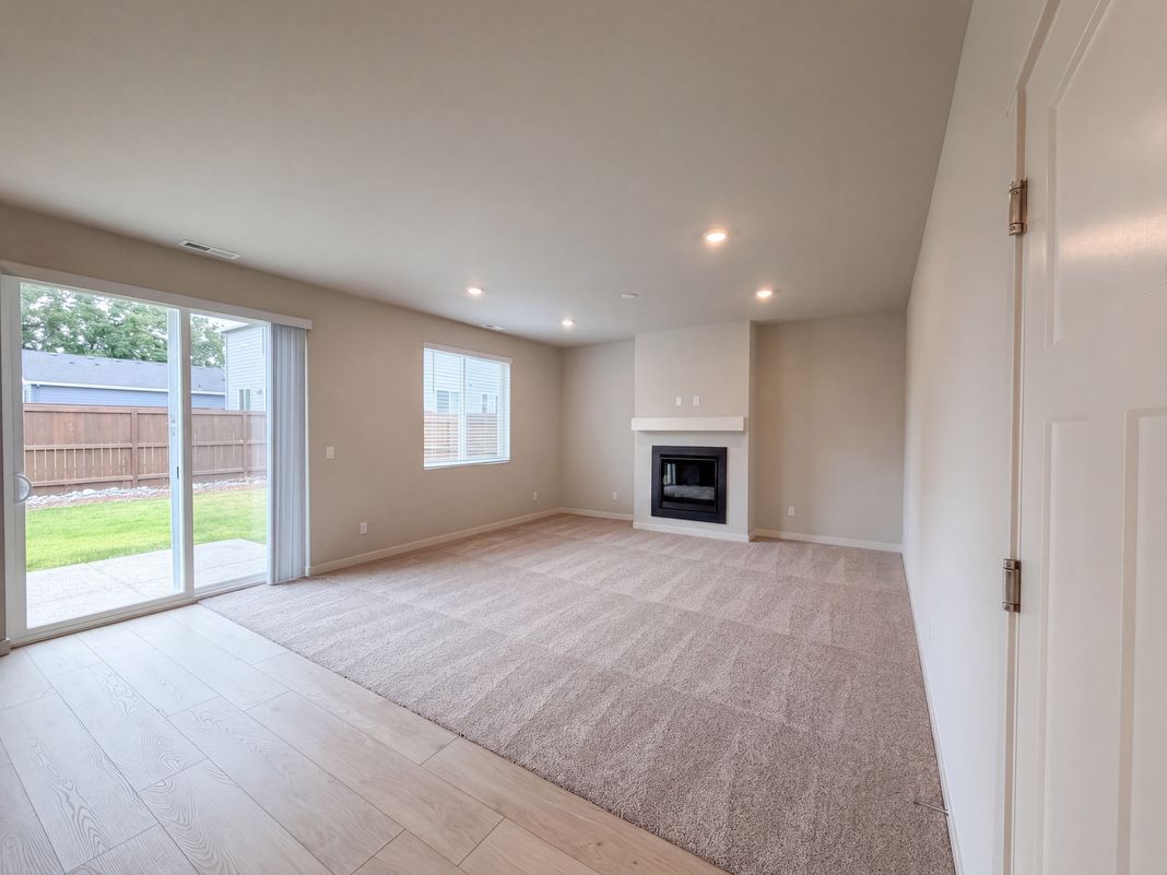 Property photo 3 of 33412 SW Callahan Rd