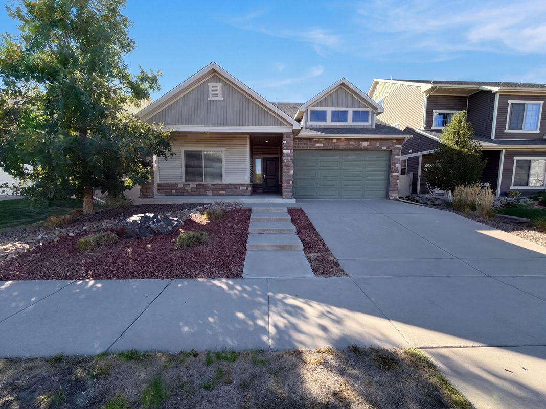 Property photo 1 of 4741 Ventura St