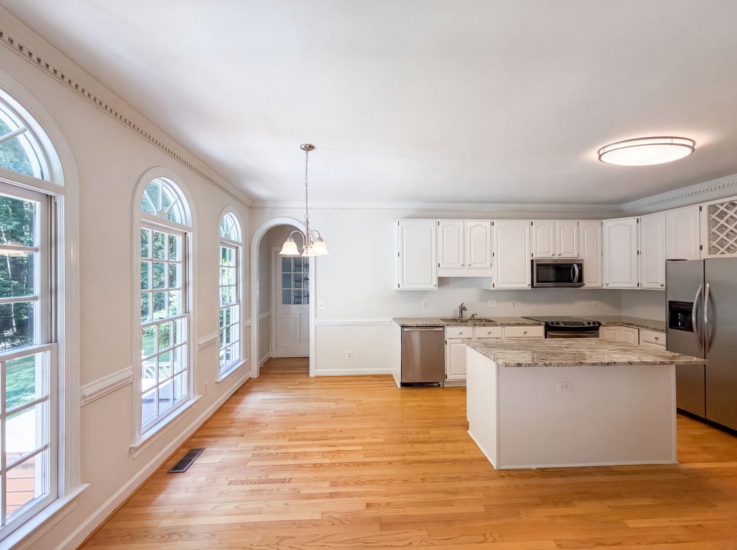 Property photo 3 of 2501 Dunmore Ct
