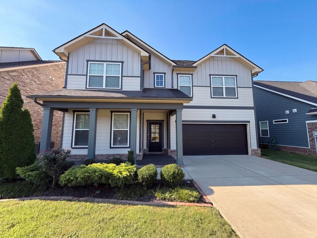 Property photo 1 of 213 Snapdragon Dr
