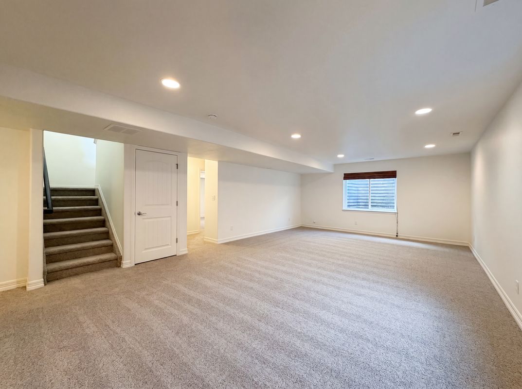 Photo 17 of 47 of 2403 Tabor St, Berthoud, CO