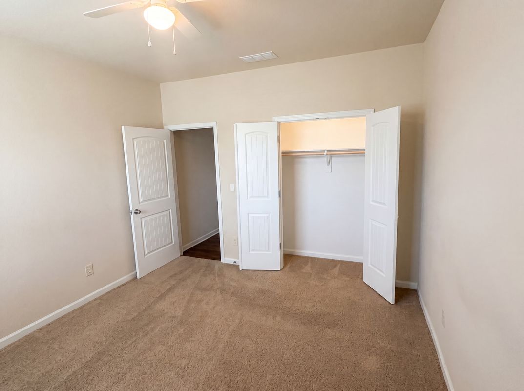 Photo 13 of 39 of 8496 Glenview St, Douglasville, GA