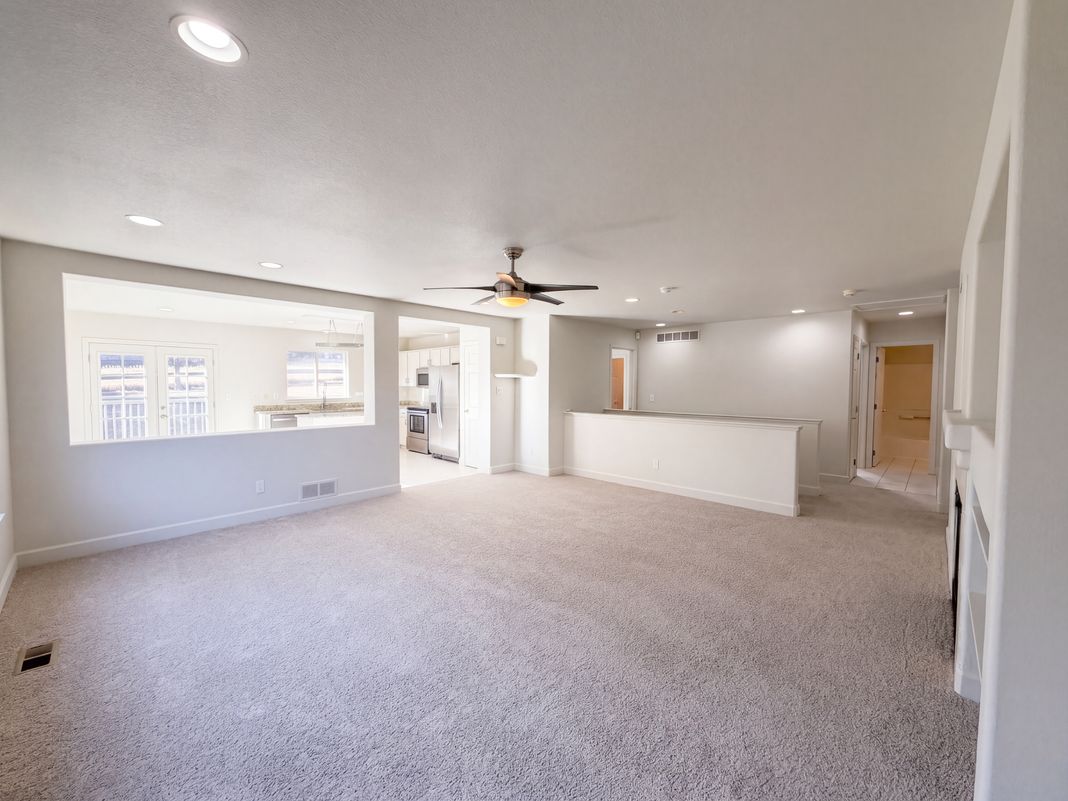Property photo 3 of 10009 Strathfield Ln
