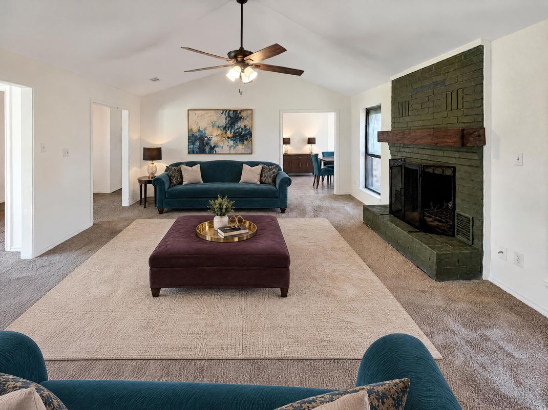 Property photo 3 of 1106 N Atkins Dr