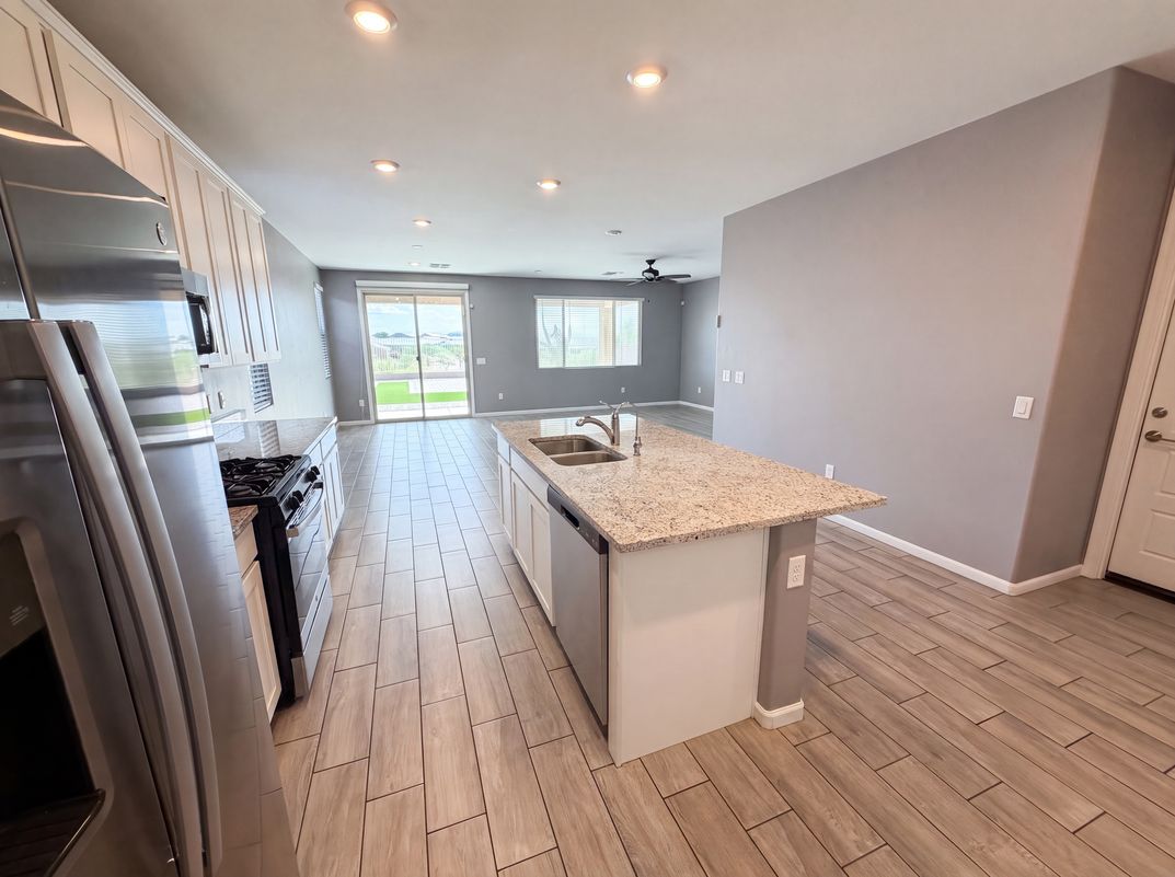 Property photo 2 of 7904 S Bonanza Park Dr