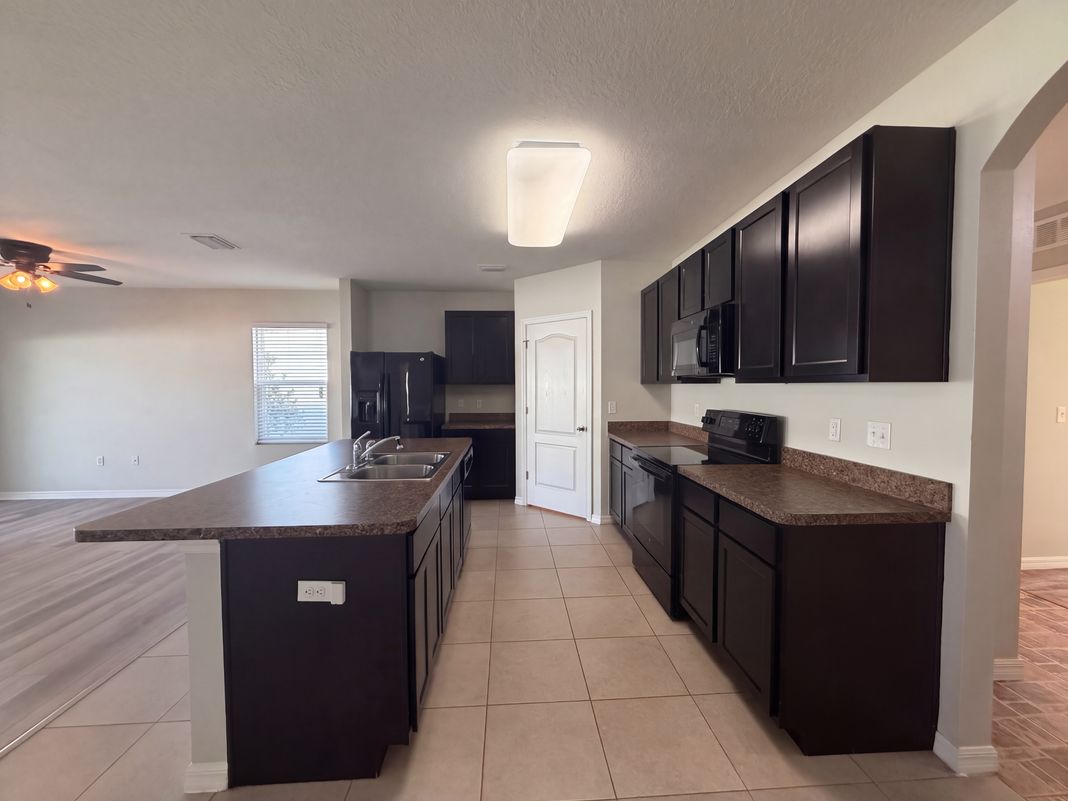 Property photo 2 of 4269 Bramblewood Loop