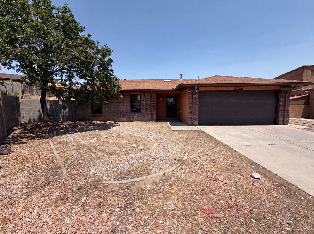 Property photo 1 of 4417 Spanish Broom Ct NW