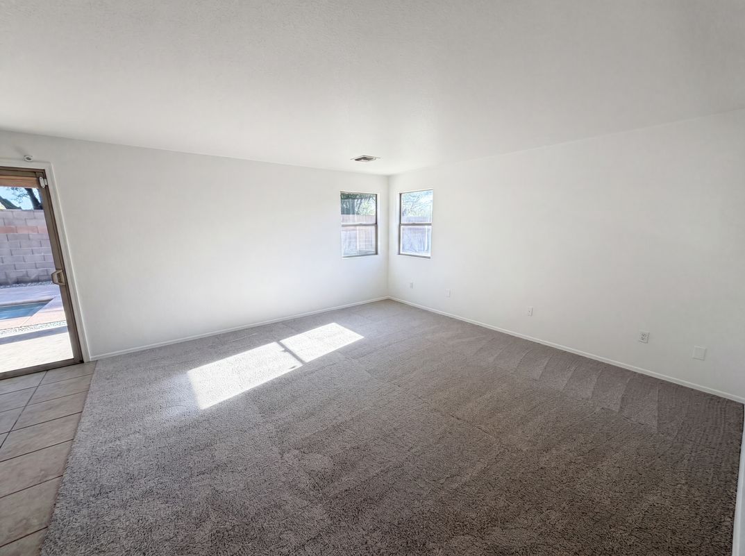 Photo 10 of 27 of 11244 W Massey Dr, Marana, AZ