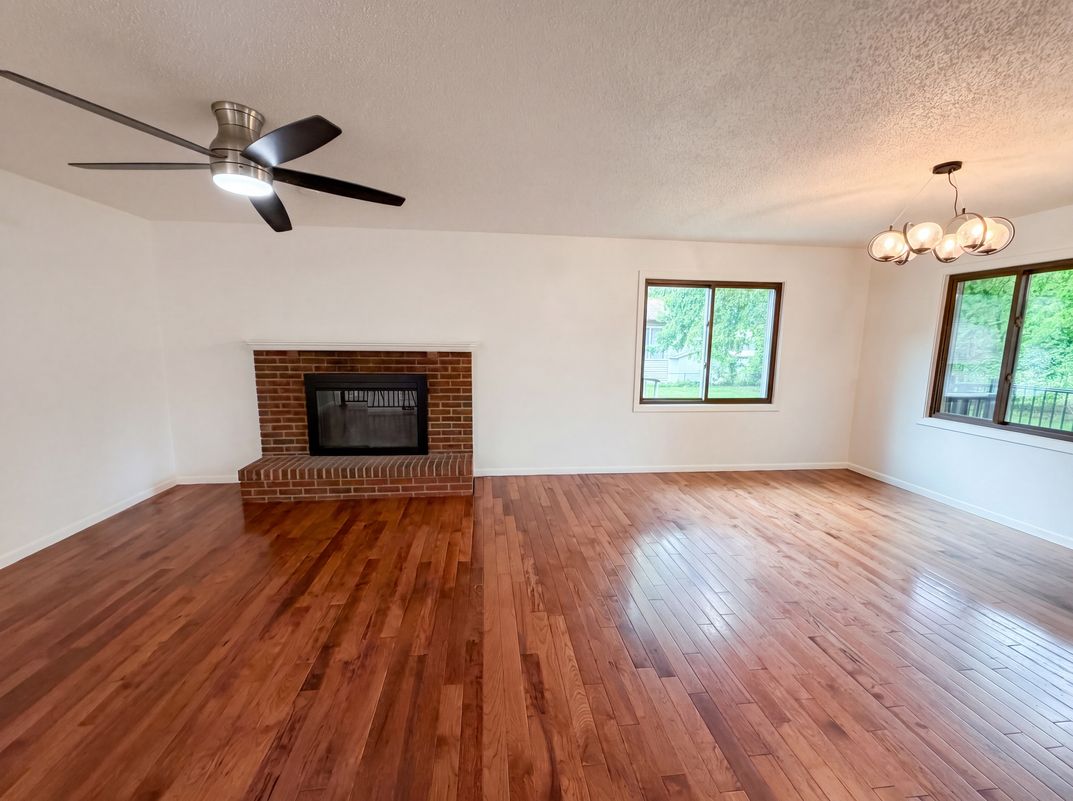 Property photo 3 of 11878 100th Pl N